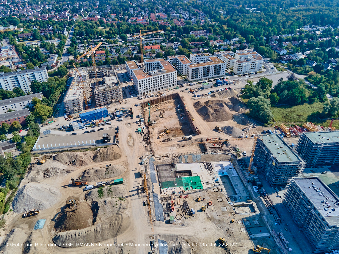 22.07.2022 - Baustelle Alexisqaurtier und Pandion Verde in Neuperlach